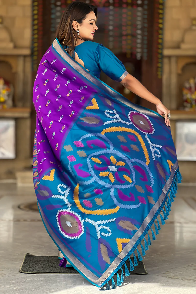 Sempiternal Purple Soft Banarasi Silk Saree With Flameboyant Blouse Piece - Image 4