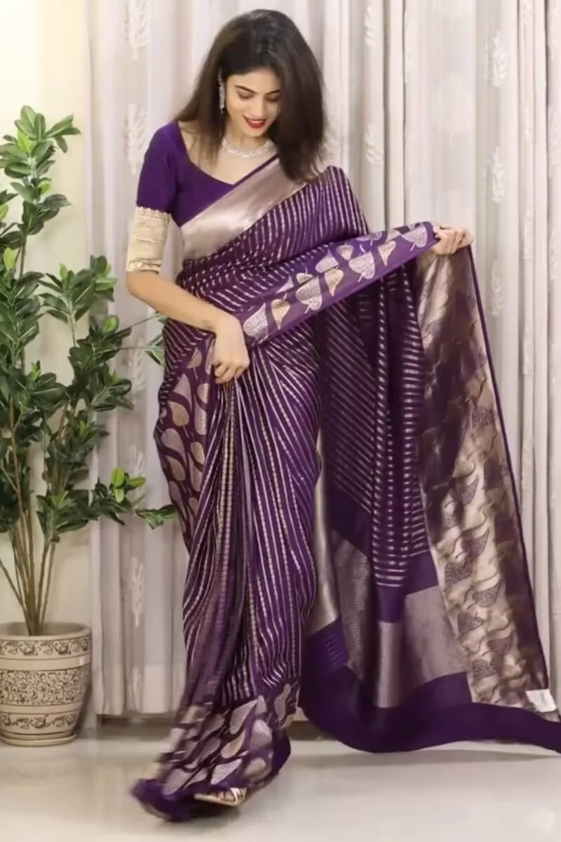 Sempiternal Purple Soft Silk Saree With Lassitude Blouse Piece - Image 4