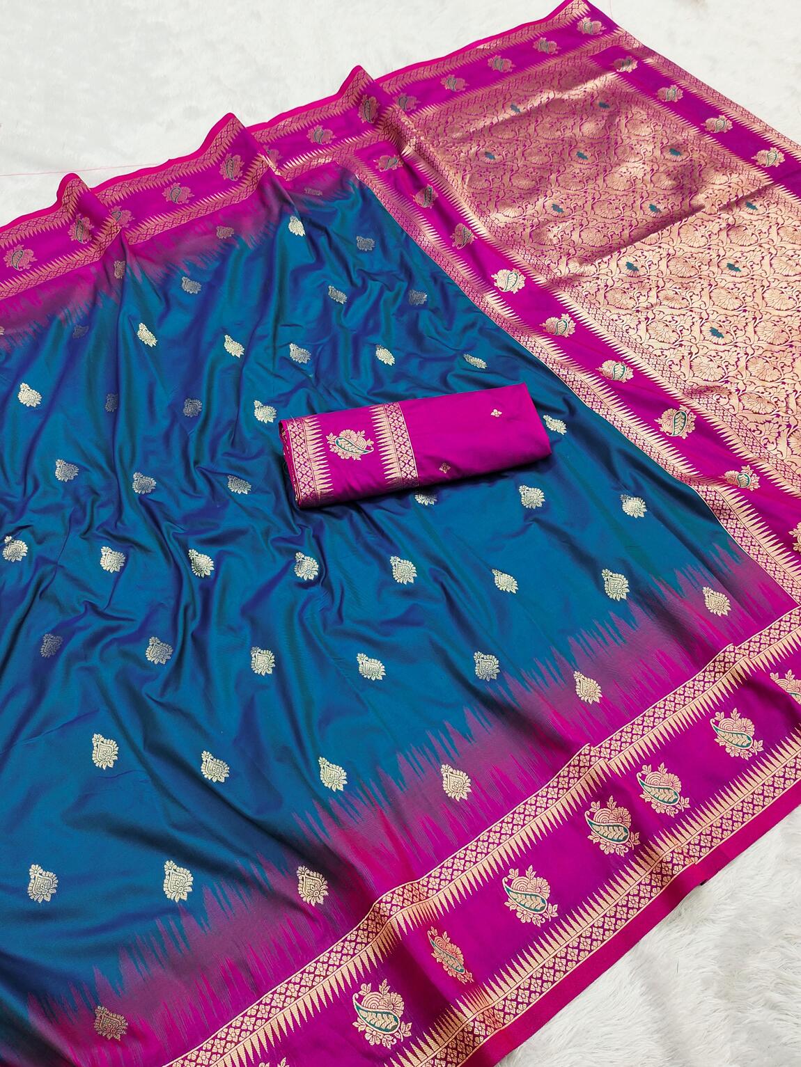 Seraphic Blue Soft Banarasi Silk Saree With Mellifluous Blouse Piece - Image 2