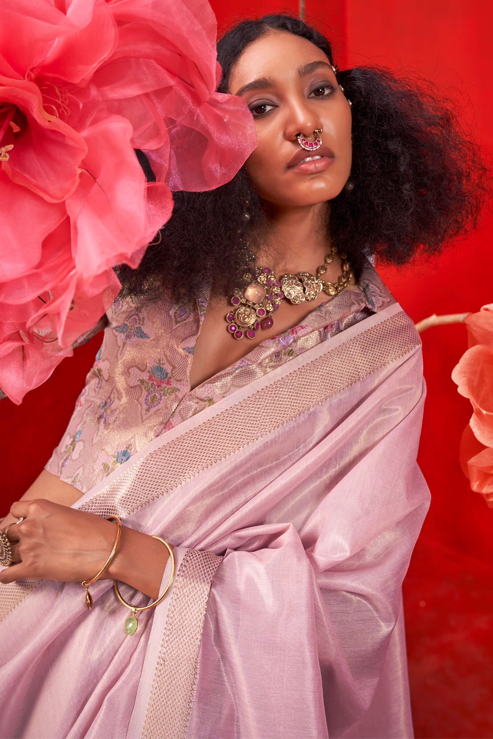 Serendipity Baby Pink Soft Banarasi Tissue Silk Saree With Snappy Blouse Piece - Image 2
