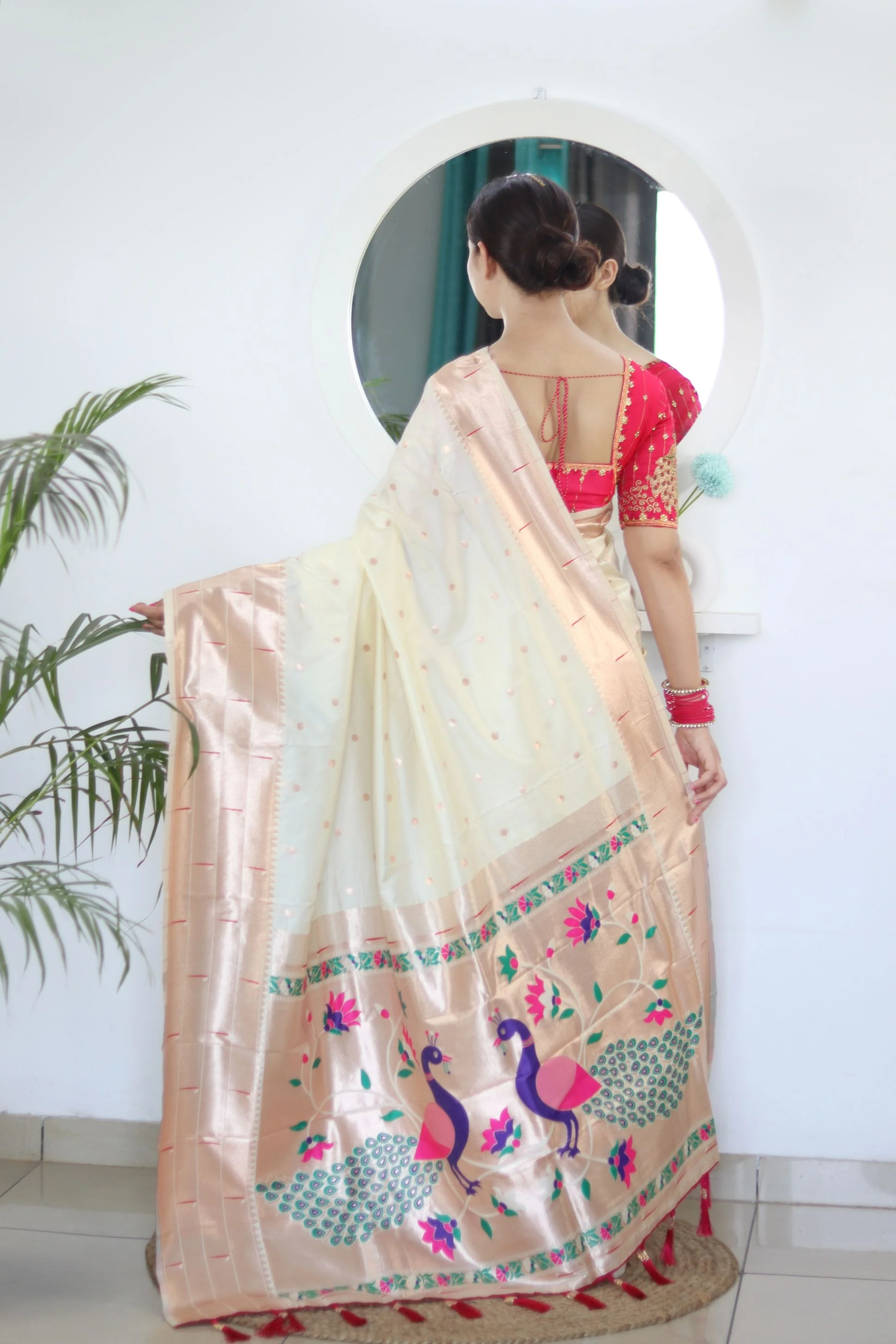 Sizzling Beige Paithani Silk Saree With Girlish Blouse Piece - Image 6
