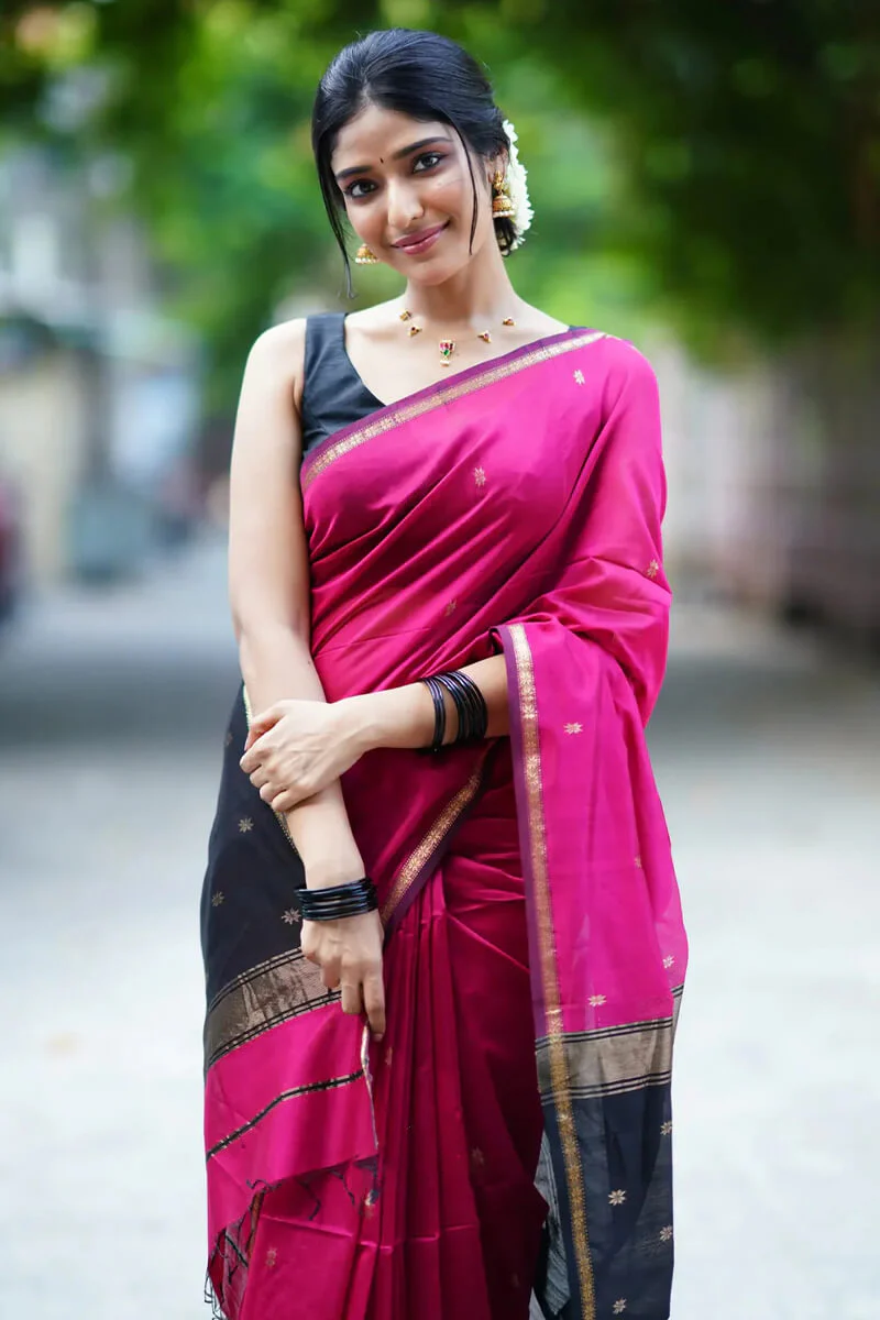 Smashing Dark Pink Cotton Silk Saree With Prodigal Blouse Piece - Image 2
