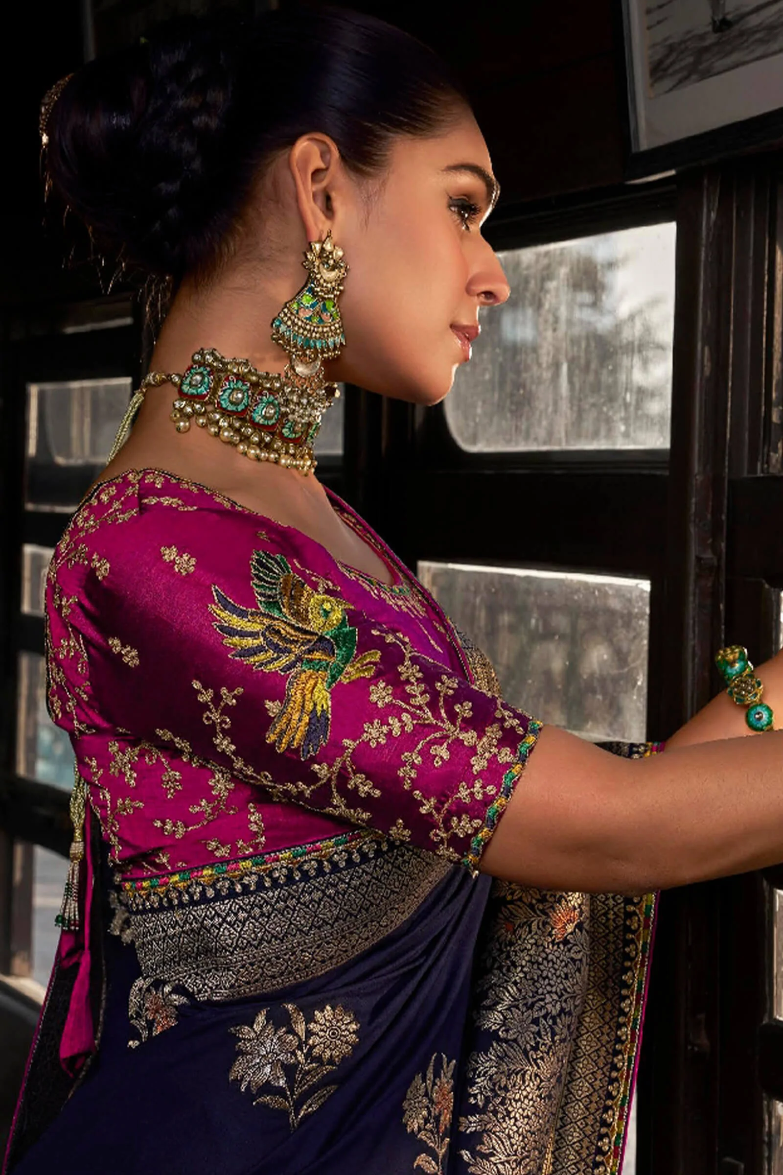 Smashing Navy Blue Pure Viscose Dola Silk Saree With Smart Blouse Piece - Image 5