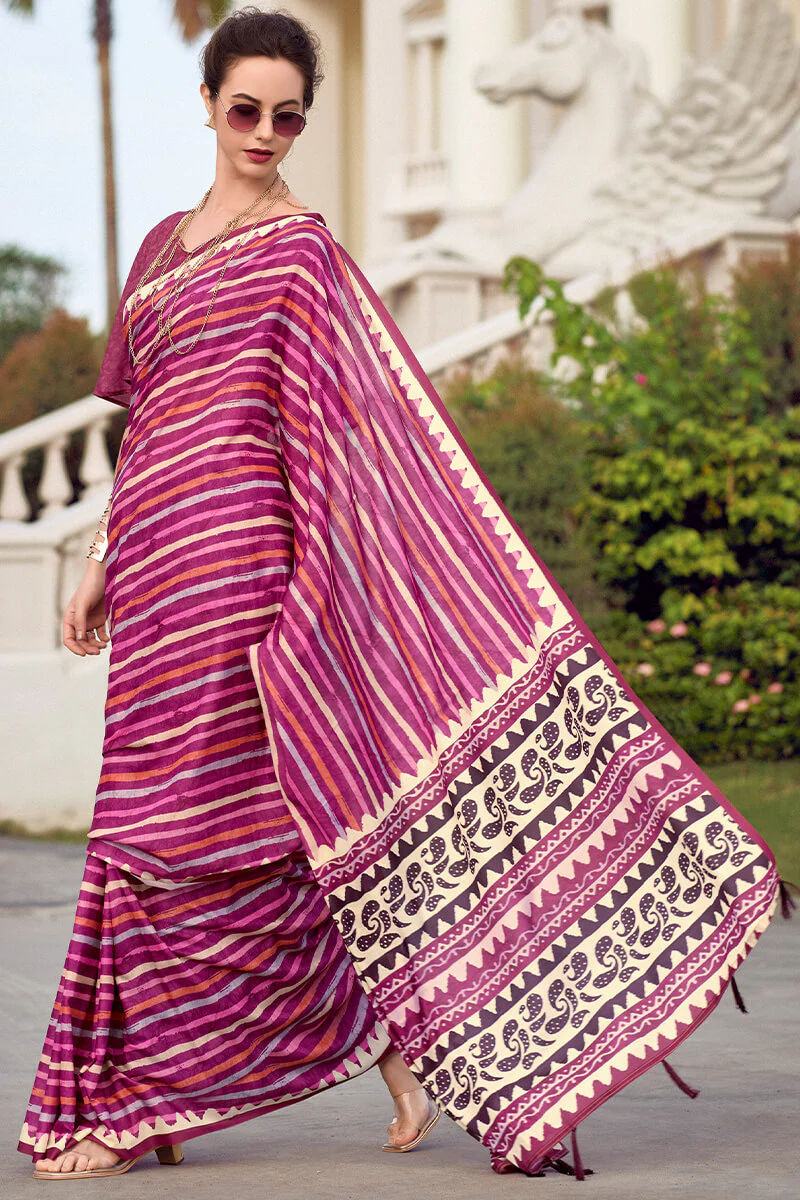 Sonorous Dark Pink Printed Mul Cotton Saree With Verdant Blouse Piece - Image 4