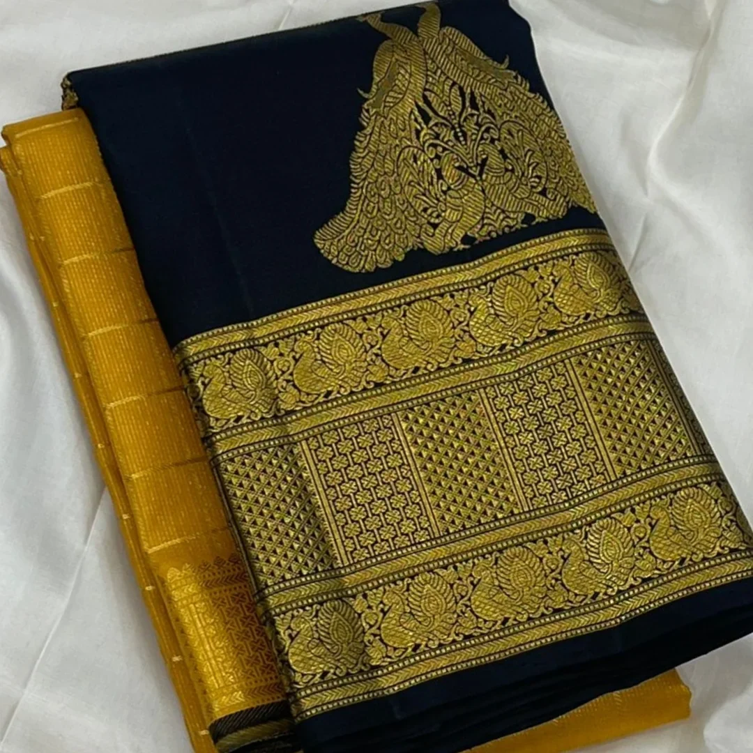 Sonorous Yellow Pure Zari Weaving Banarasi Silk Saree With Devastating Blouse Piece - Image 3