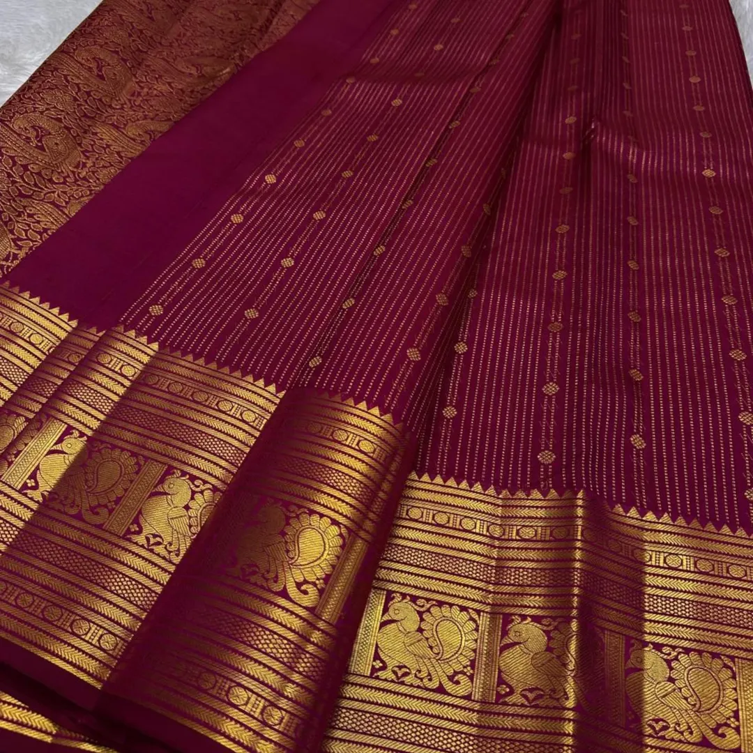 Splendiferous Dark Pink Soft Banarasi Silk Saree With Stylish Blouse Piece - Image 4