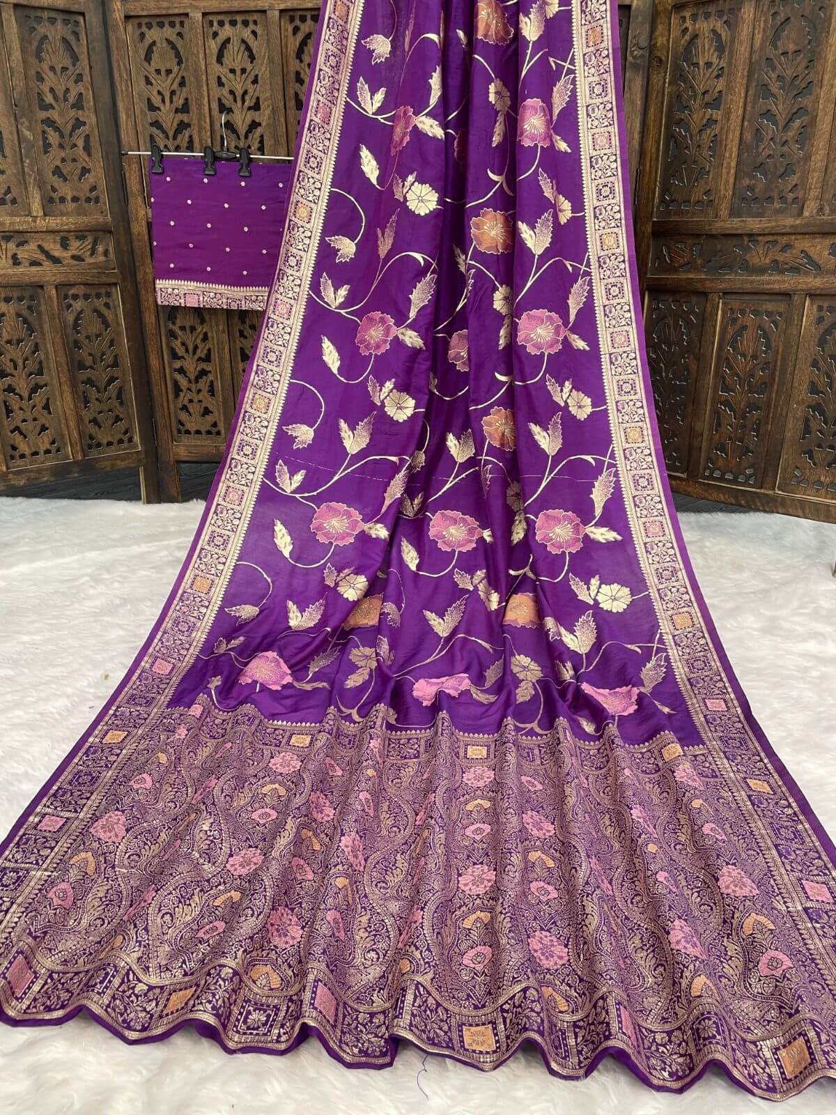Splendiferous Purple Banarasi Dola Silk Saree With Flamboyant Blouse Piece - Image 2