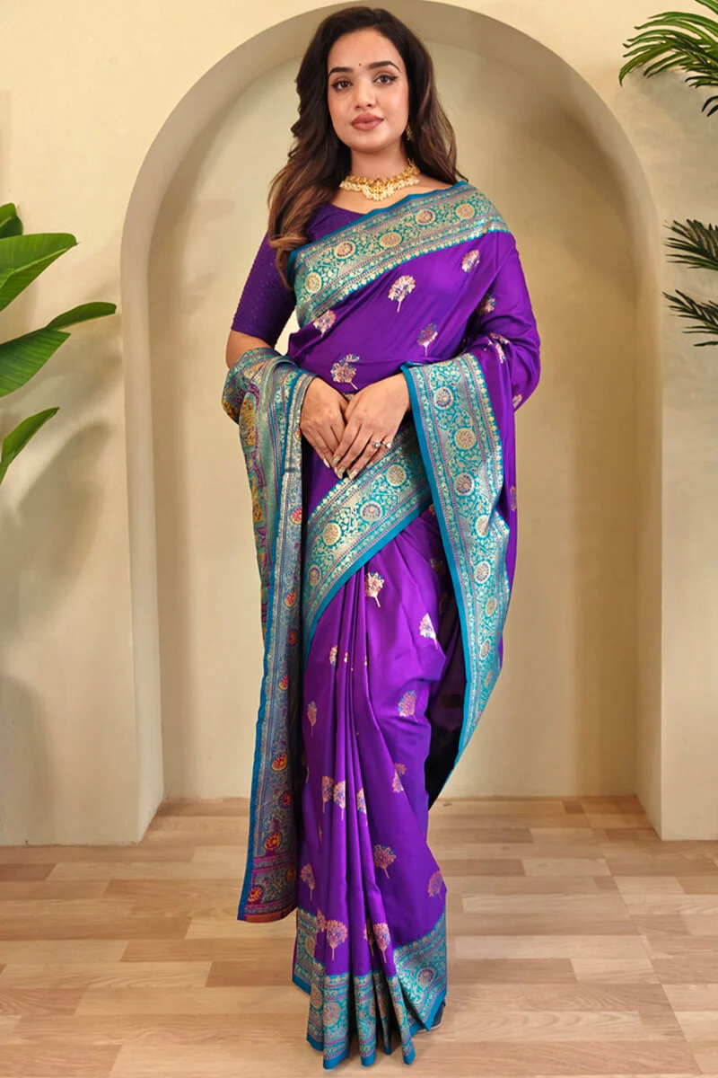 Splendiferous Purple Soft Banarasi Silk Saree With Enchanting Blouse Piece - Image 4