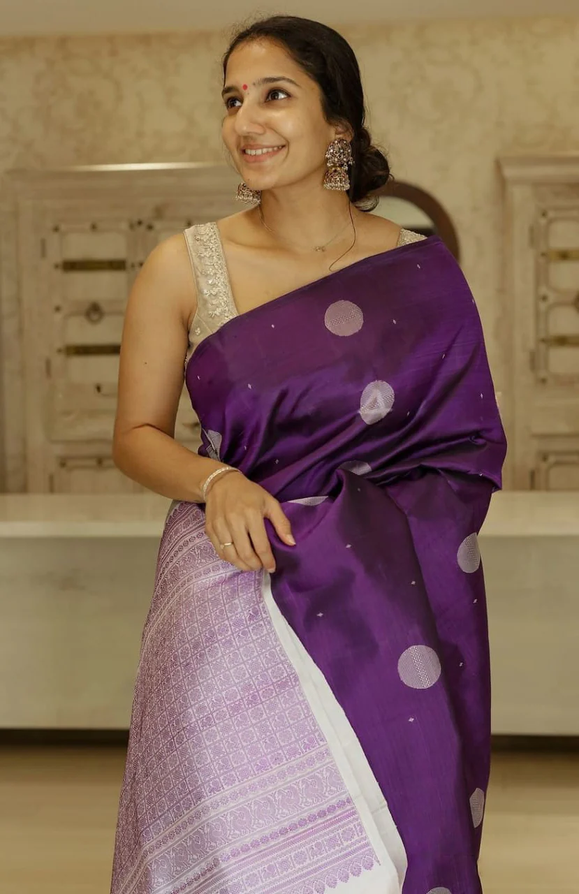 Splendorous Purple Soft Silk Saree With Winsome Blouse Piece - Image 3