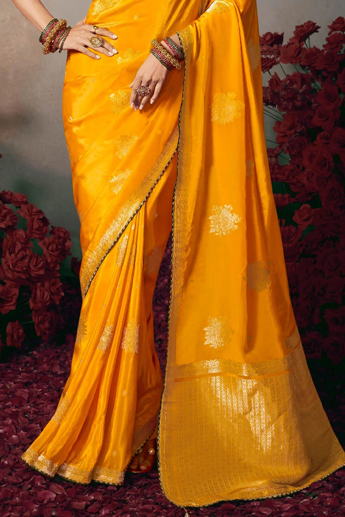 Staggering Yellow Banarasi Silk Saree With Embroidery Blouse Piece - Image 4