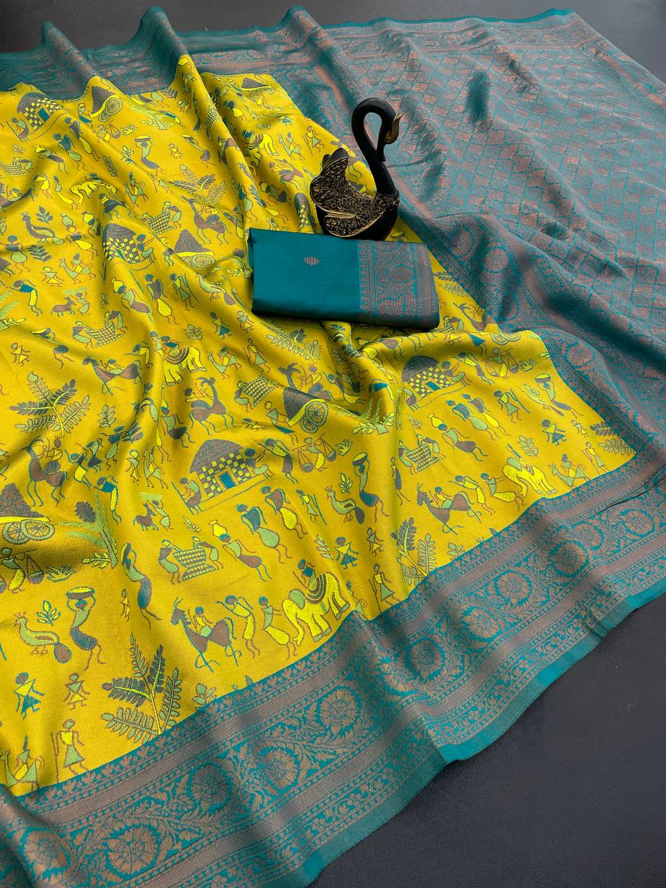 Staggering Yellow Soft Banarasi Tissue Silk Saree With Classy Blouse Piece - Image 2