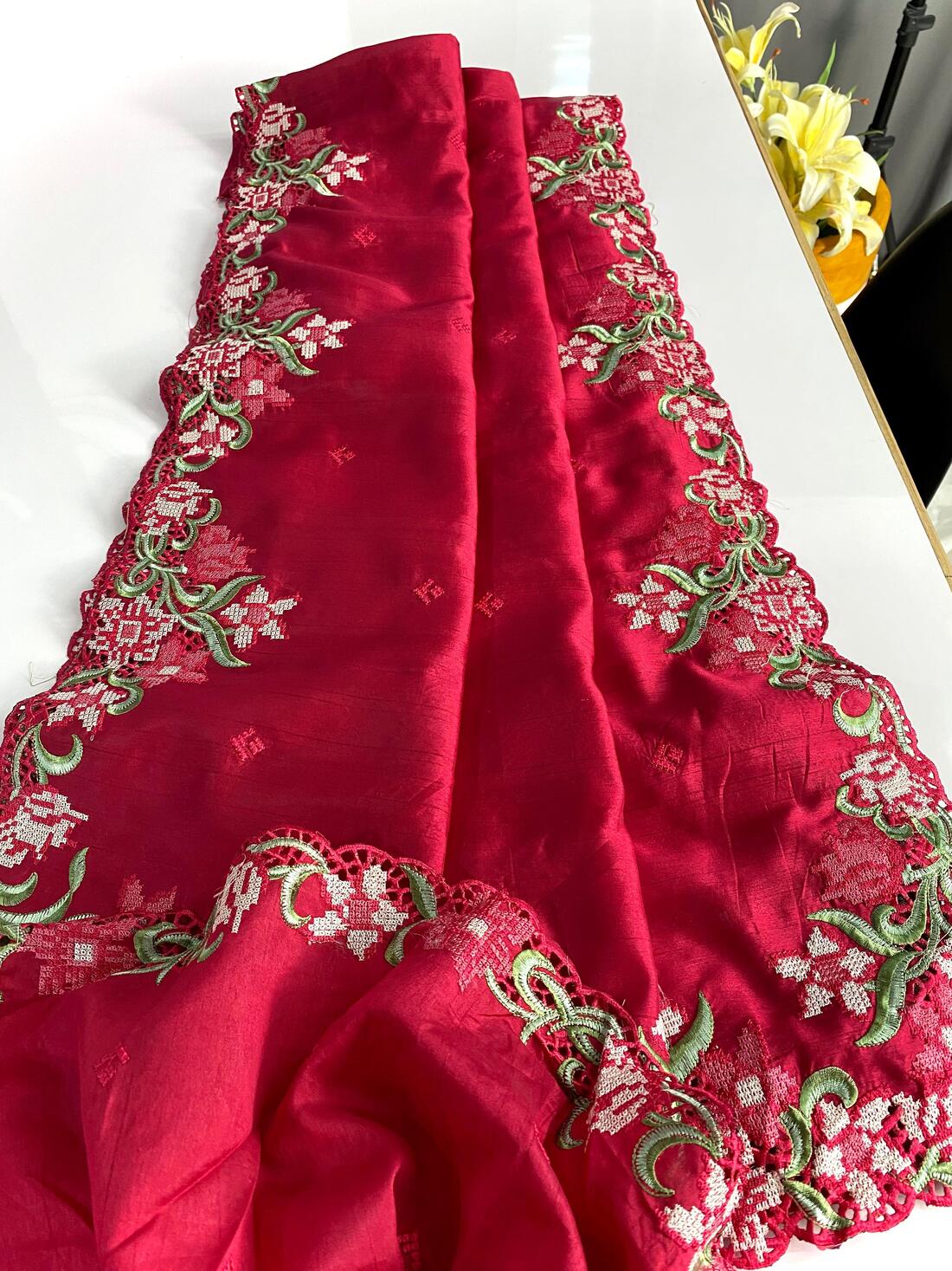 Staring Dark Pink Embroidery Work Tussar Silk Saree With Glowing Blouse Piece - Image 4
