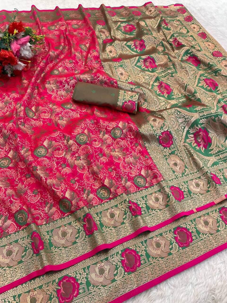 Staring Dark Pink Soft Banarasi Silk Saree With Groovy Blouse Piece - Image 2