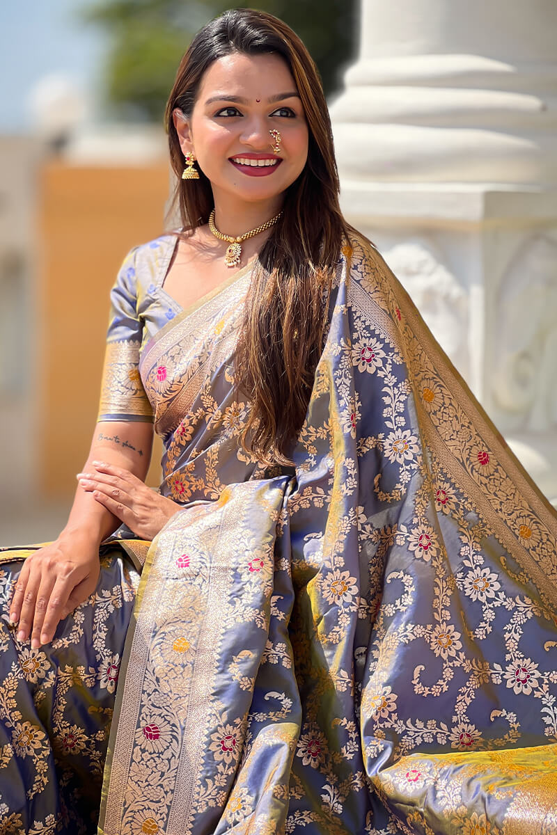 Staring Grey Soft Banarasi Silk Saree With Blooming Blouse Piece - Image 5
