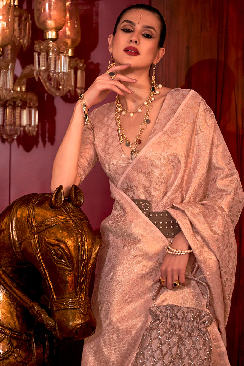 Staring Peach Soft Banarasi Silk Saree With Mesmerising Blouse Piece - Image 2