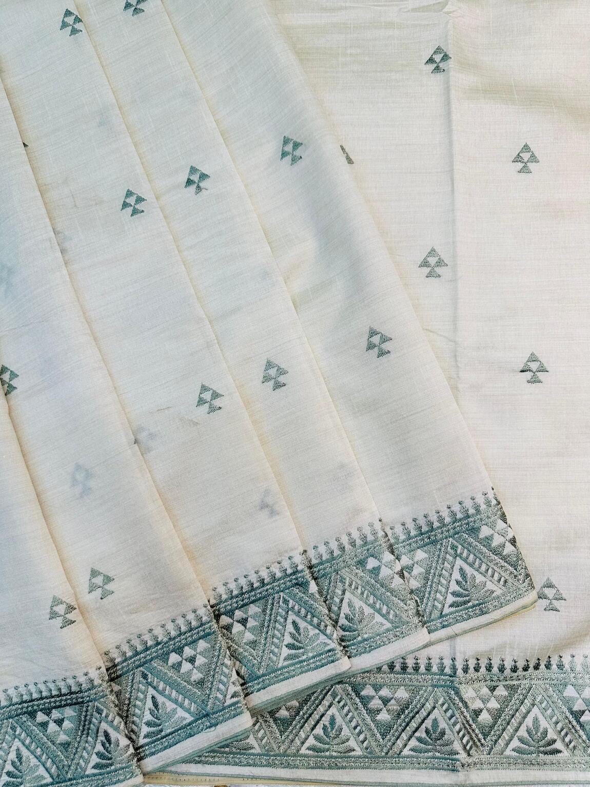 Stunner Off White Embroidery Work Tussar Silk Saree With Elision Blouse Piece - Image 4