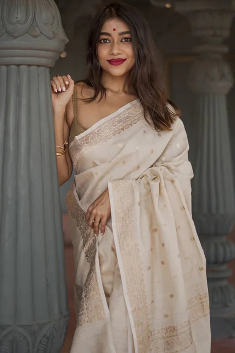 Stunning Beige Linen Silk Saree With Lovely Blouse Piece - Image 2