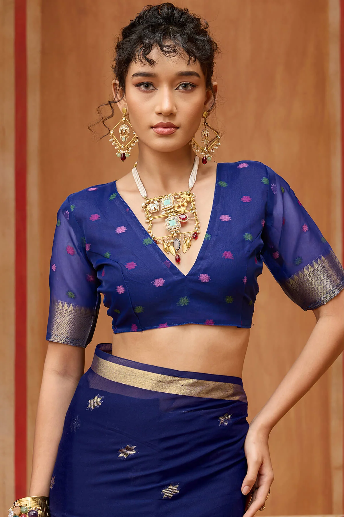 Stunning Navy Blue Pure Munga Cotton Saree With Super extravagant Blouse Piece - Image 4