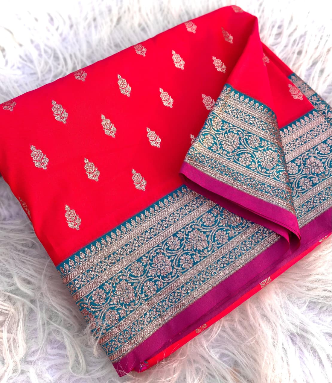 Stunning Red Soft Banarasi Satin Silk Saree With Majestic Blouse - Image 3