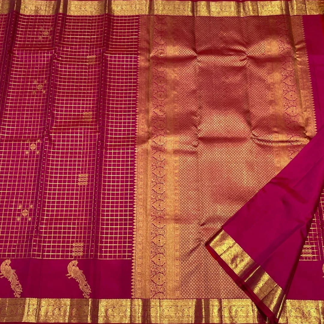 Stylish Dark Pink Pure Zari Weaving Banarasi Silk Saree With Lovely Blouse Piece - Image 4