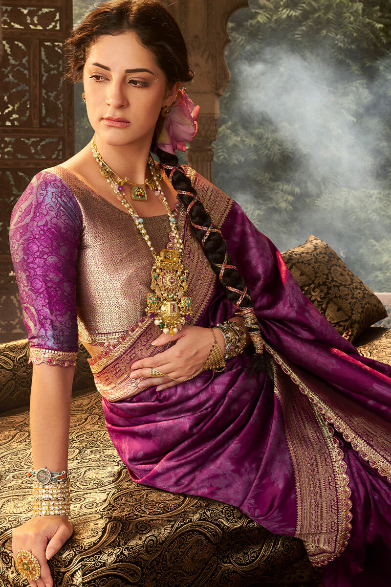 Stylish Purple Soft Banarasi Silk Saree With Winsome Blouse Piece - Image 2
