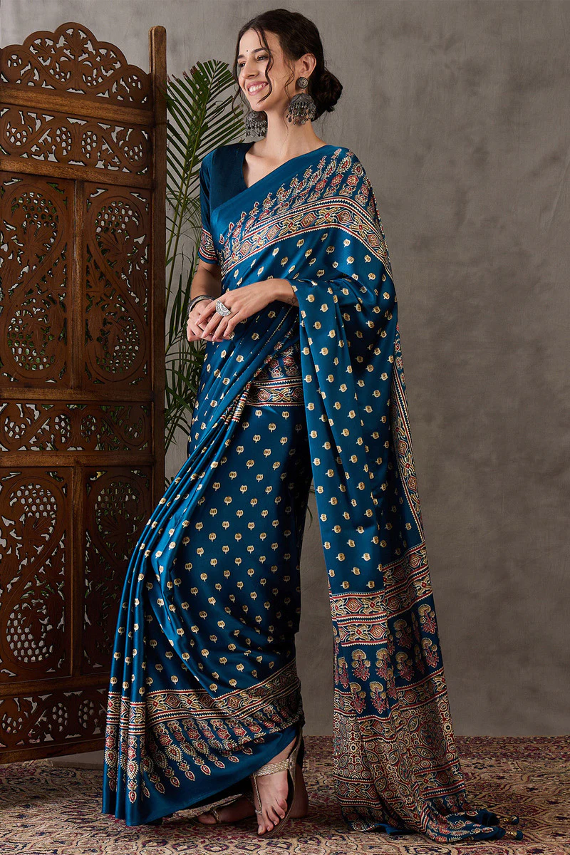 Sumptuous Rama Ajrakh Printed Semi Modal Silk Saree With Staggering Blouse Piece - Image 4
