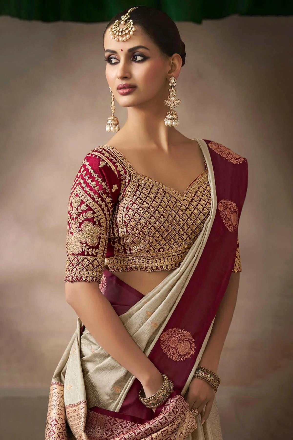 Super extravagant Beige Banarasi Satin Silk Saree With Eloquence Blouse - Image 2