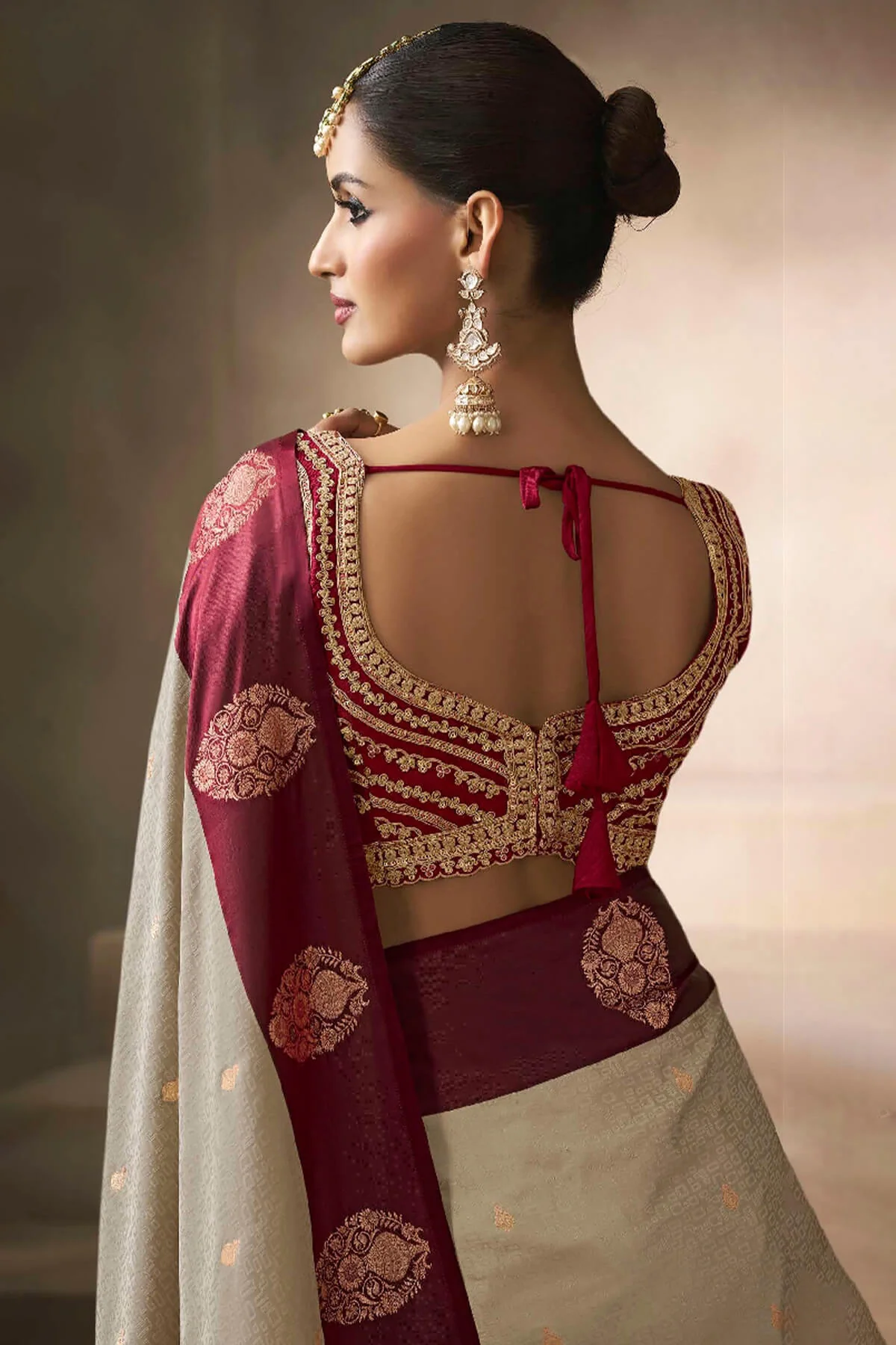 Super extravagant Beige Banarasi Satin Silk Saree With Eloquence Blouse - Image 3
