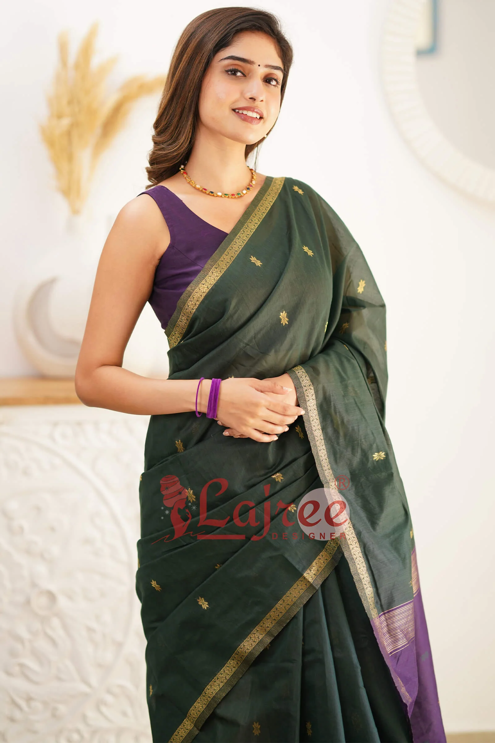 Super Extravagant Green Cotton Silk Saree With Stunner Blouse Piece - Image 7