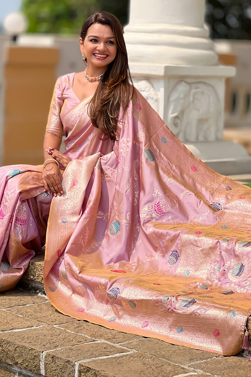 Supernal Lavender Soft Banarasi Silk Saree With Effulgent Blouse Piece - Image 2