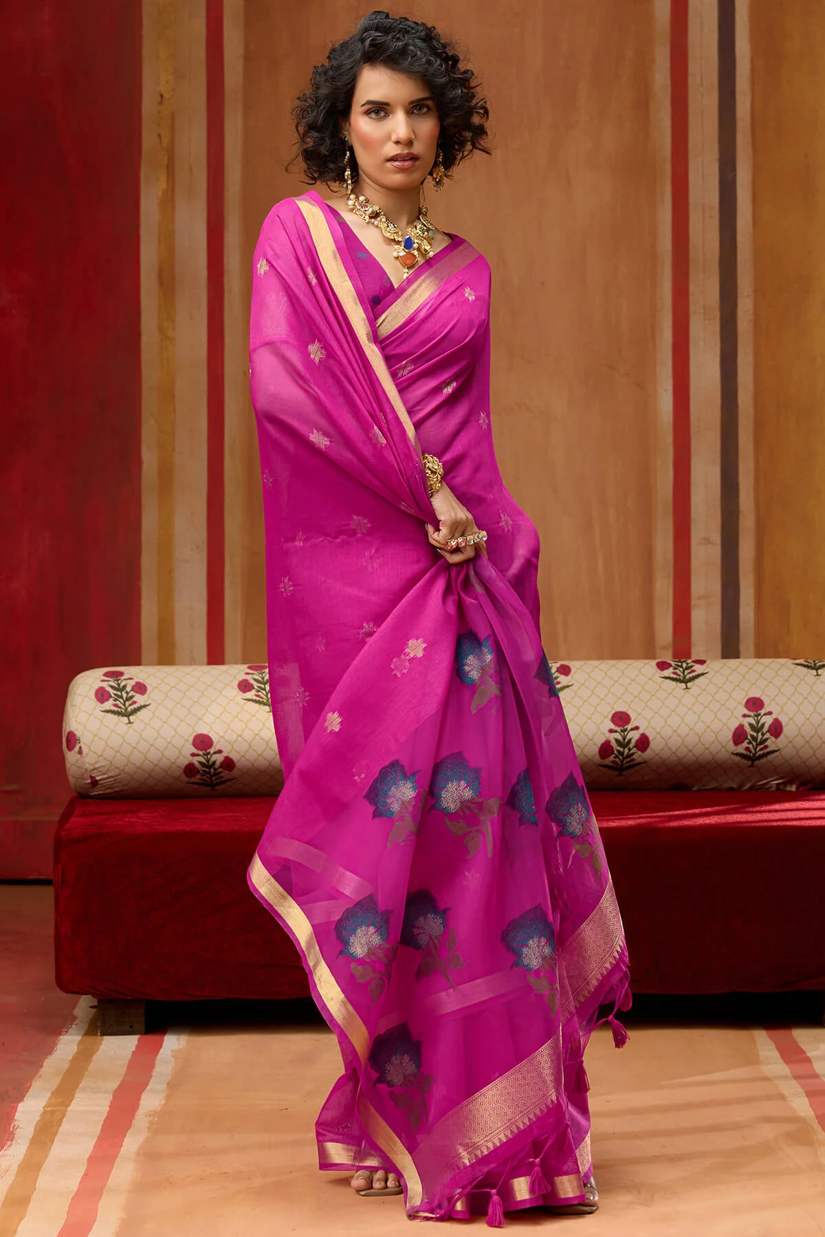 Supernal Magenta Pure Munga Cotton Saree With Conflate Blouse Piece - Image 5
