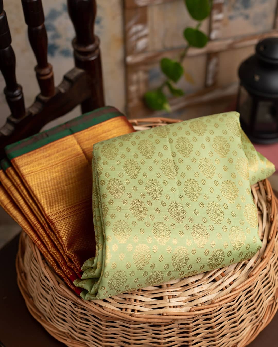 Surpassing Pista Soft Banarasi Silk Saree With Ethnic Blouse Piece - Image 3