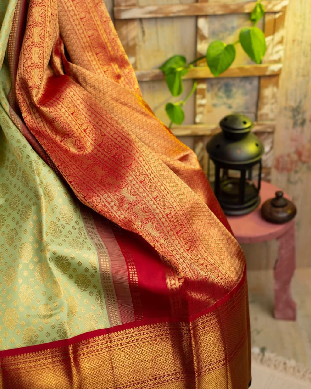 Surpassing Pista Soft Banarasi Silk Saree With Ethnic Blouse Piece - Image 4