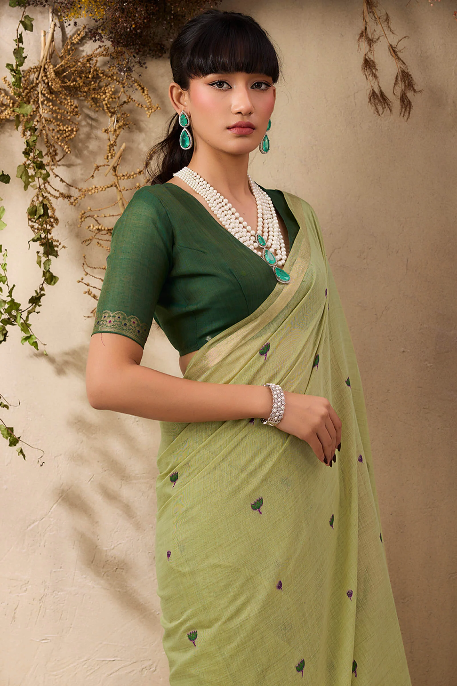 Surreptitious Green Cotton Silk Saree With Ephemeral Blouse Piece - Image 2