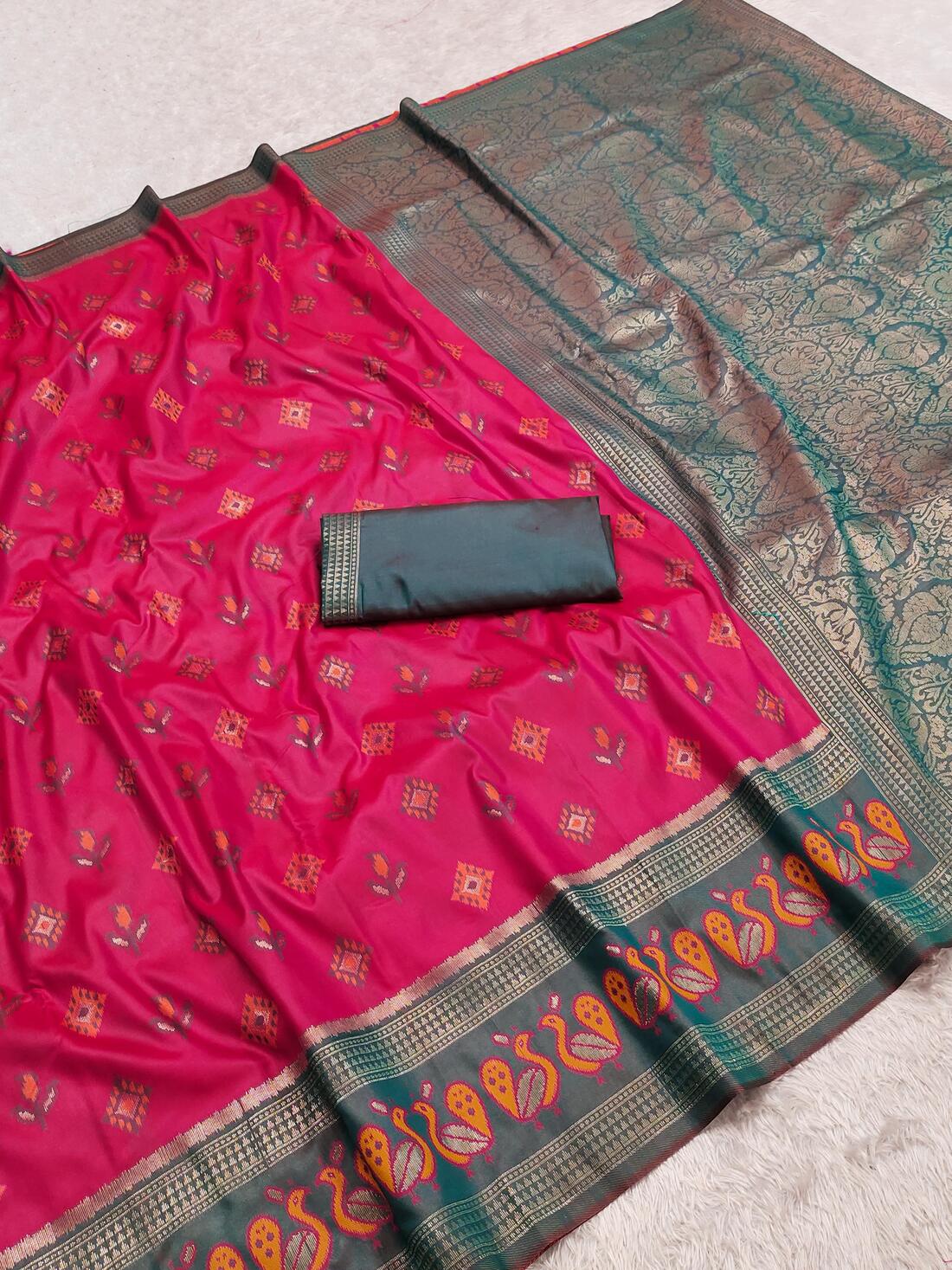 Susurrous Dark Pink Pure Zari Weaving Banarasi Silk Saree With Transcendent Blouse Piece
