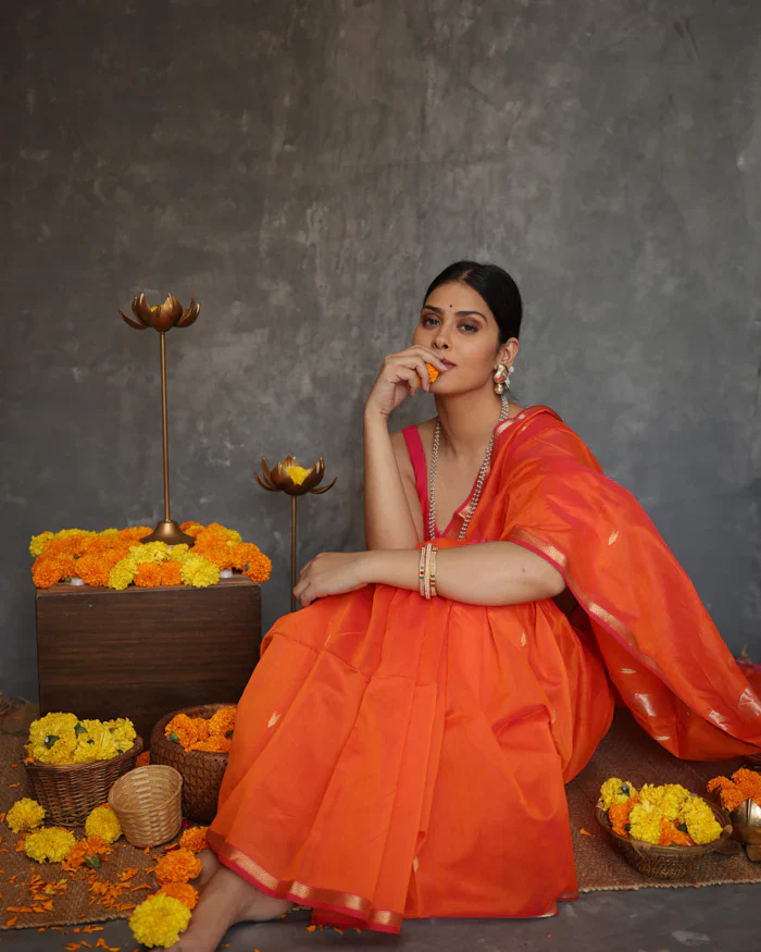 Susurrous Orange Cotton Silk Saree With Enthralling Blouse Piece - Image 2