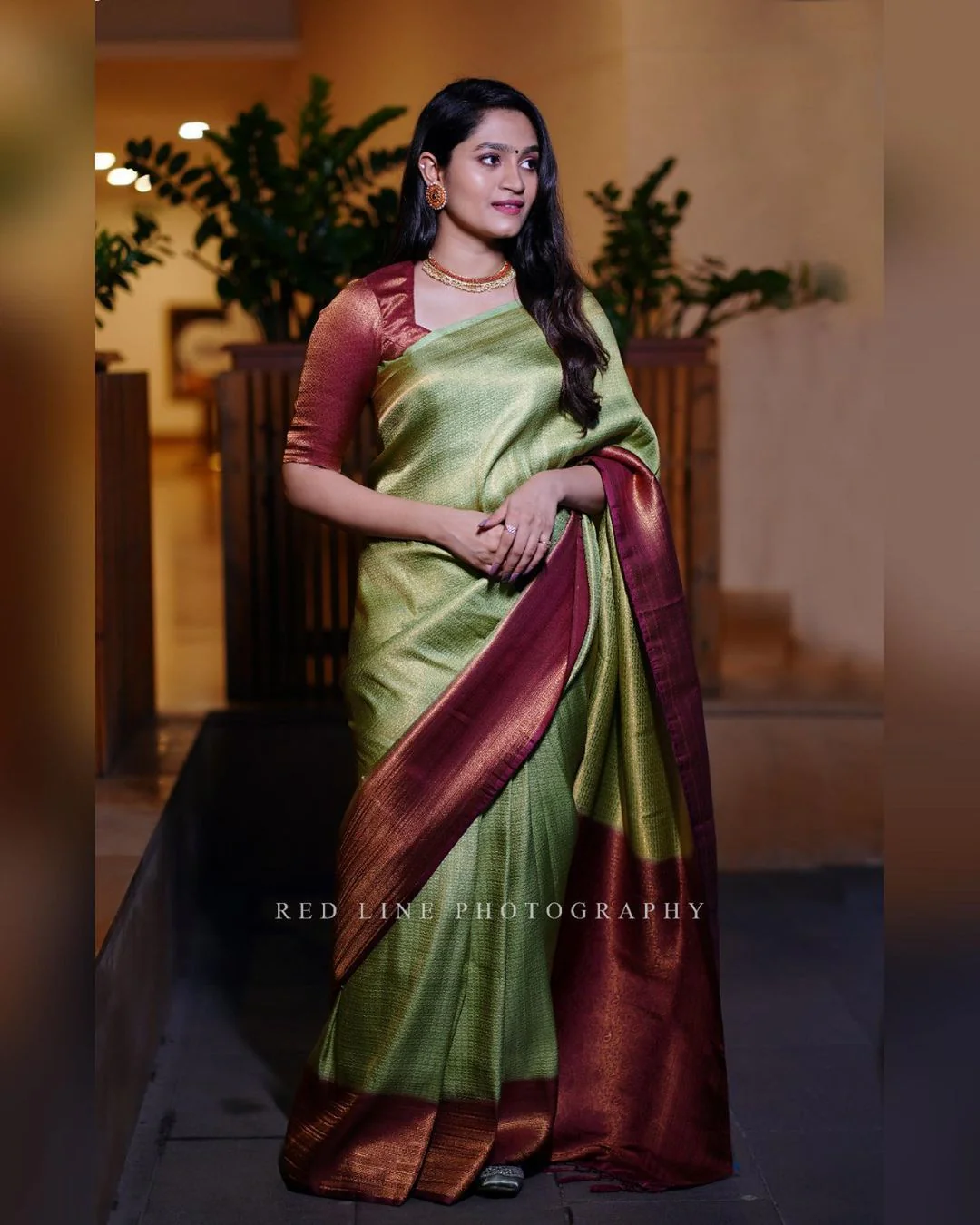 Traditional Green Soft Silk Saree With Ideal Blouse Piece - Image 3