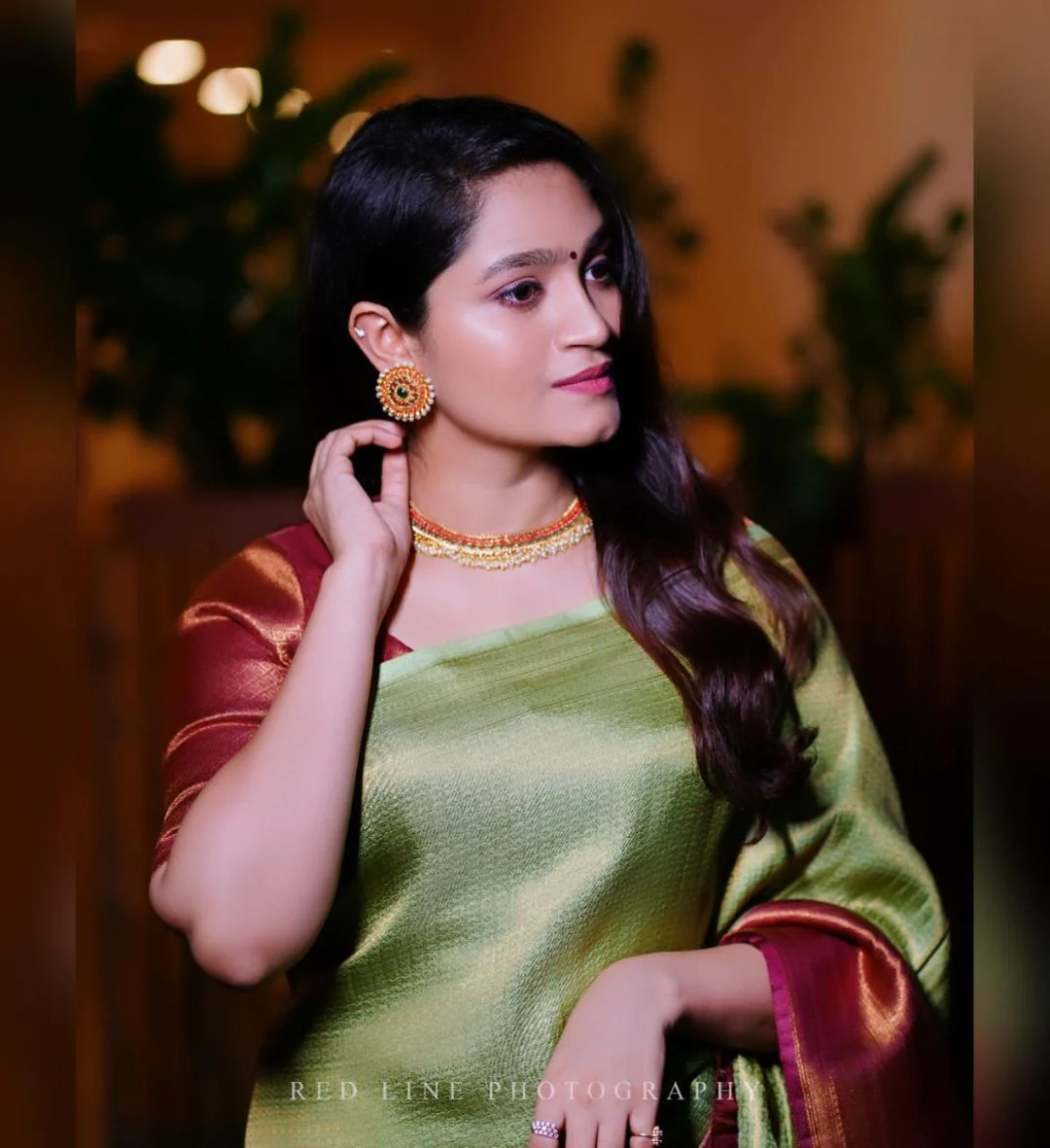 Traditional Green Soft Silk Saree With Ideal Blouse Piece - Image 4