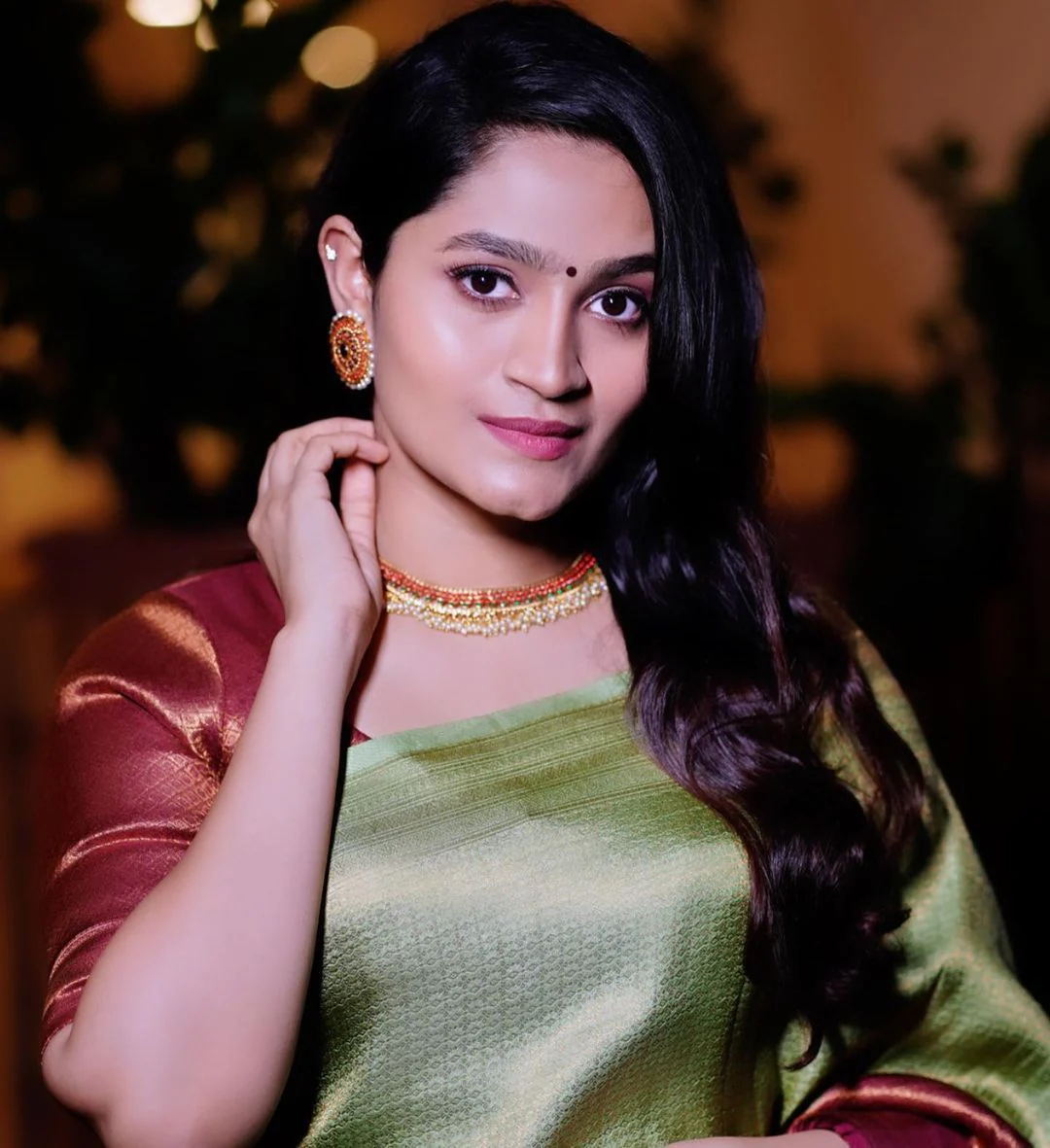 Traditional Green Soft Silk Saree With Ideal Blouse Piece - Image 6