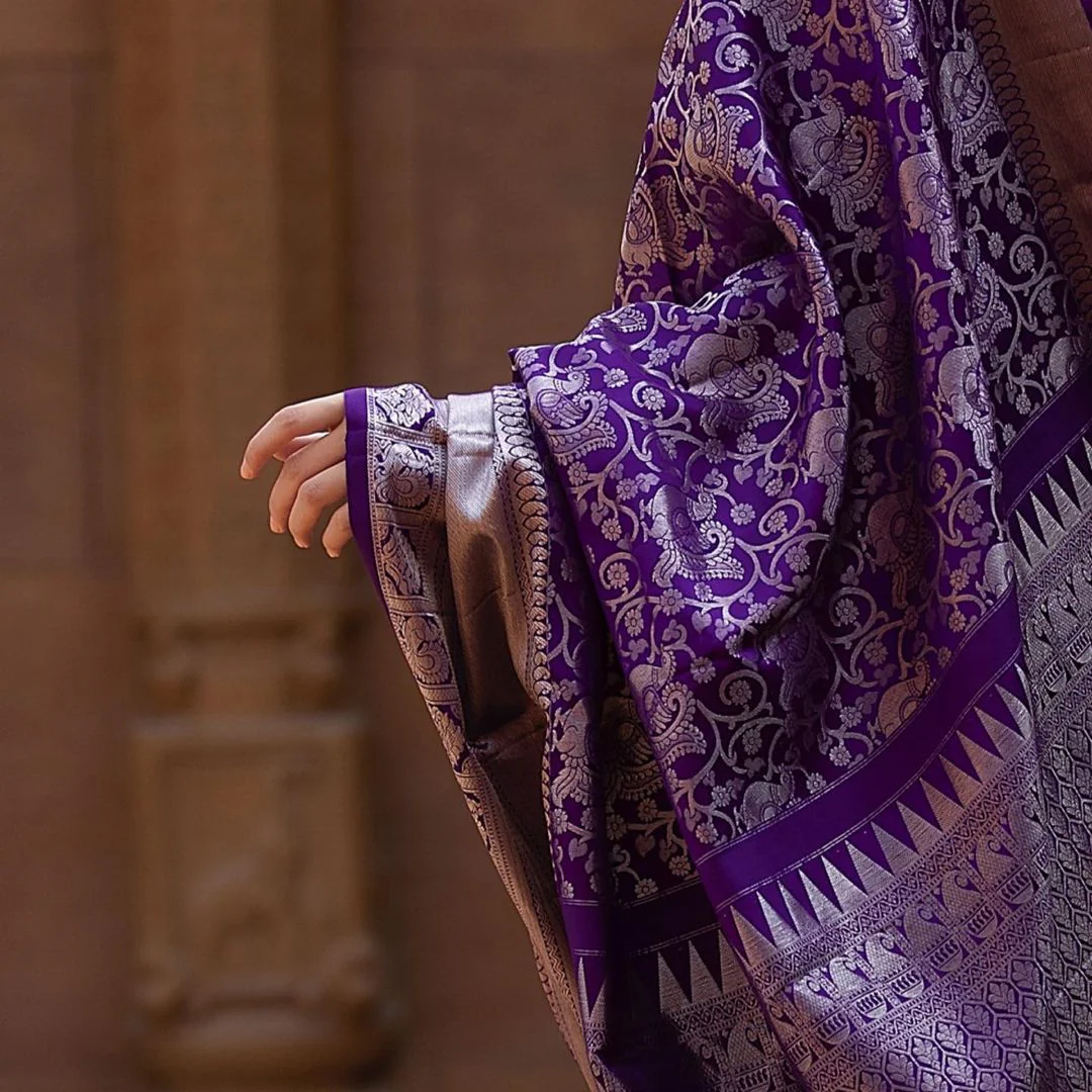 Tremendous Purple Soft Banarasi Silk Saree With Supernal Blouse Piece - Image 3