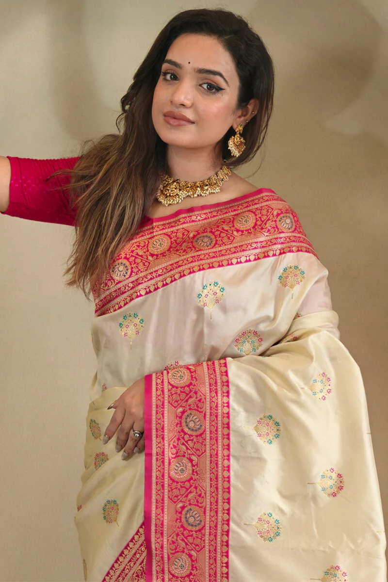 Trendy Beige Soft Banarasi Silk Saree With Extraordinary Blouse Piece - Image 3