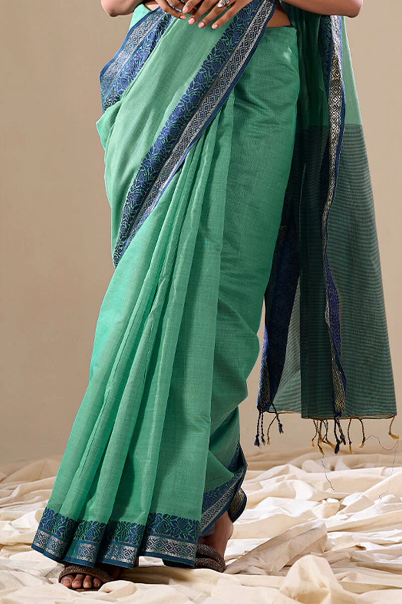 Trendy Green Cotton Silk Saree With Stunning Blouse Piece - Image 4