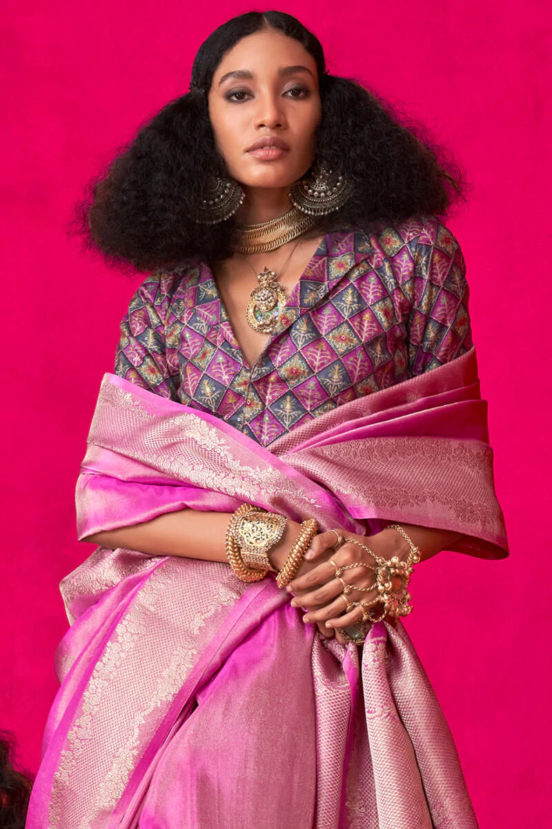 Trendy Magenta Soft Banarasi Tissue Silk Saree With Pleasant Blouse Piece - Image 3