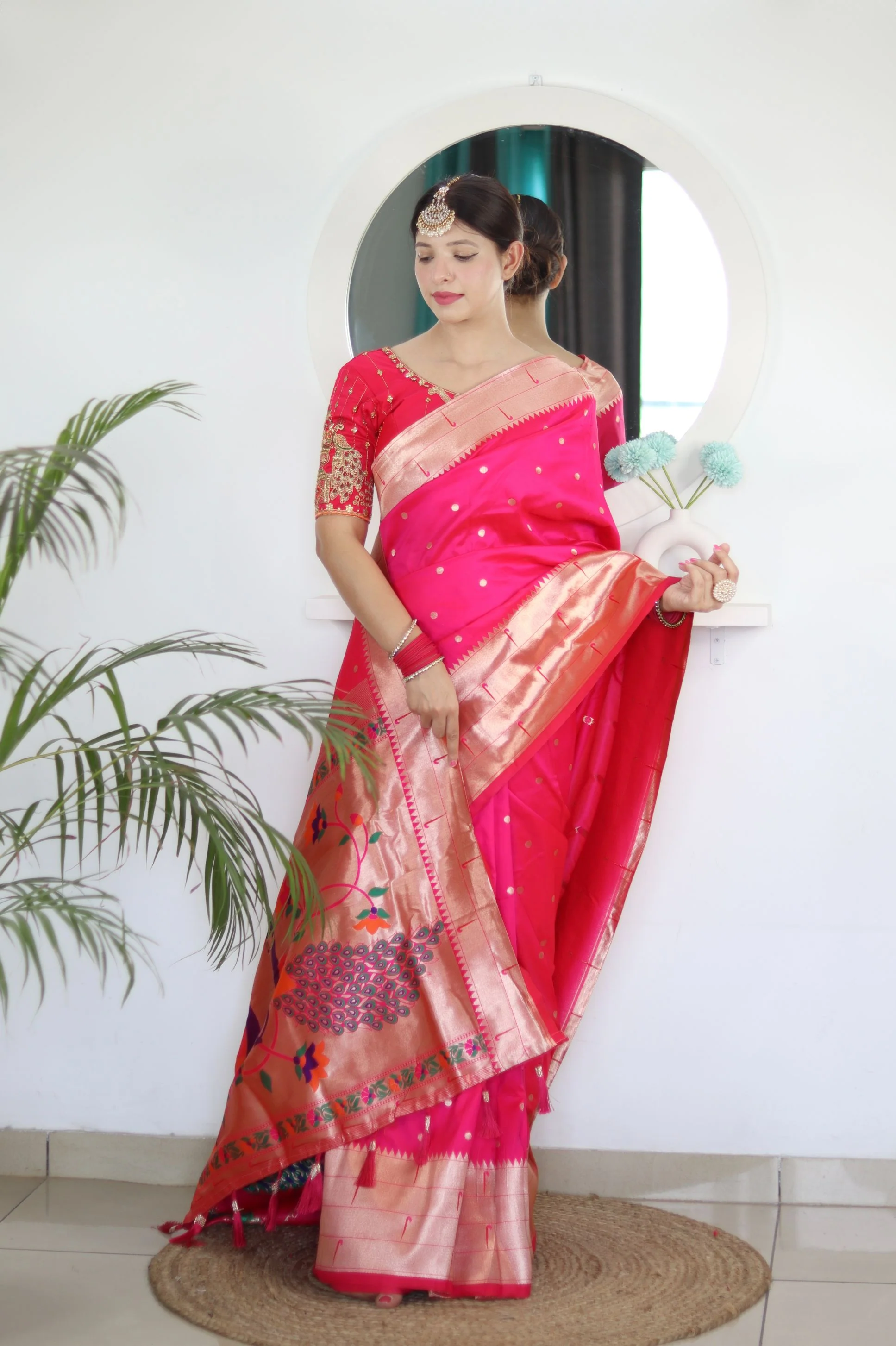Twirling Dark Pink Paithani Silk Saree With Jazzy Blouse Piece - Image 5