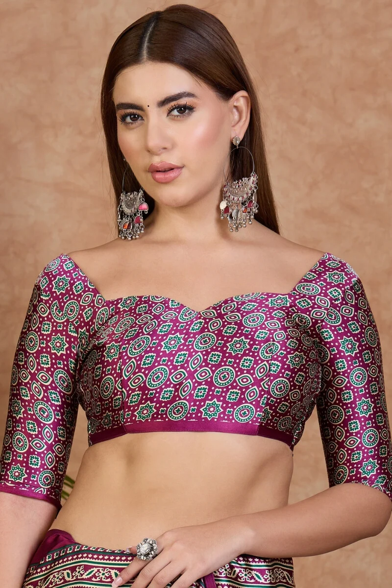 Twirling Off White Ajrakh Printed Semi Modal Silk Saree With Piquant Blouse Piece - Image 6