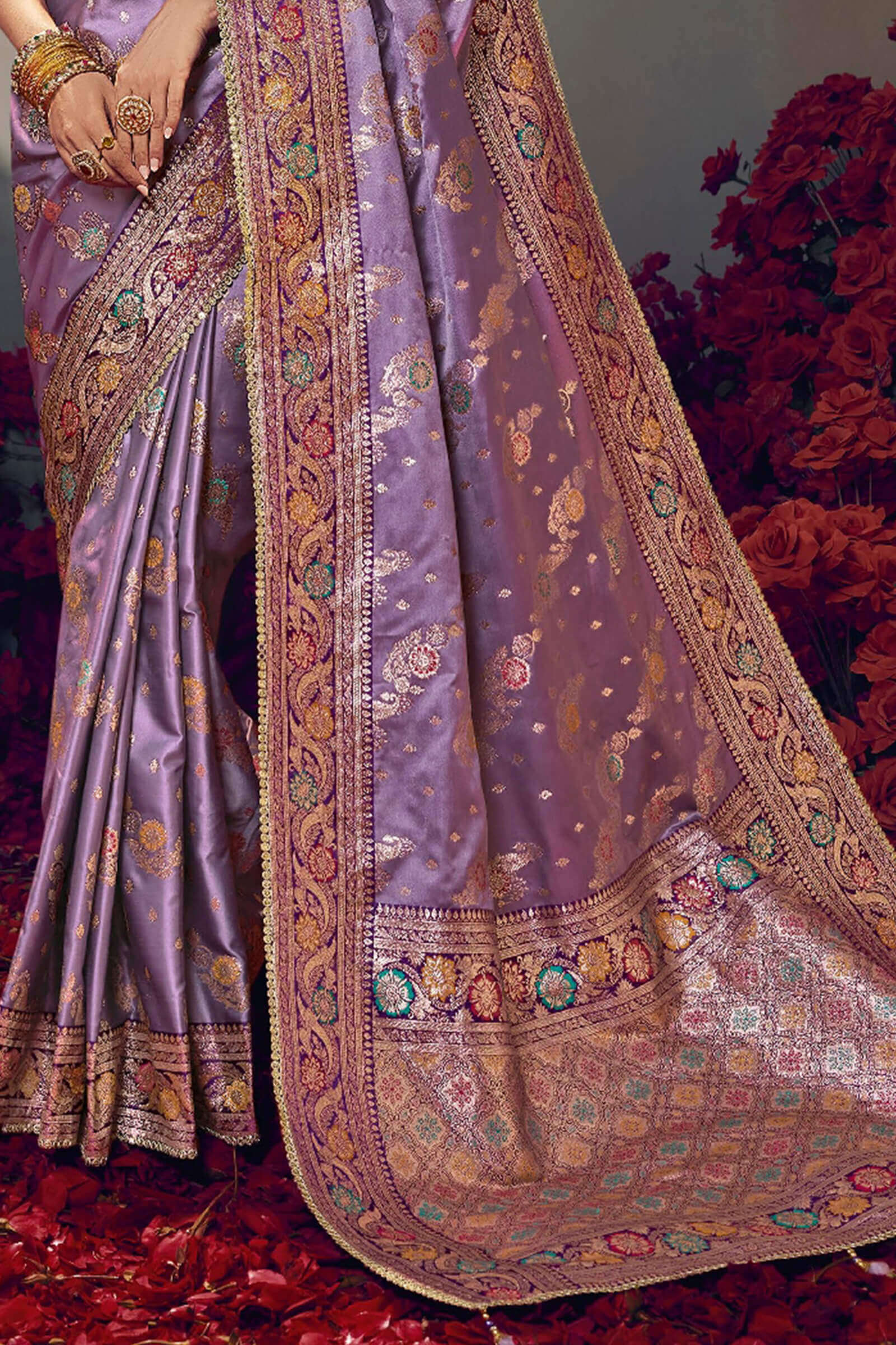 Unequalled Lavender Banarasi Satin Silk Saree With Admirable Blouse Piece - Image 4