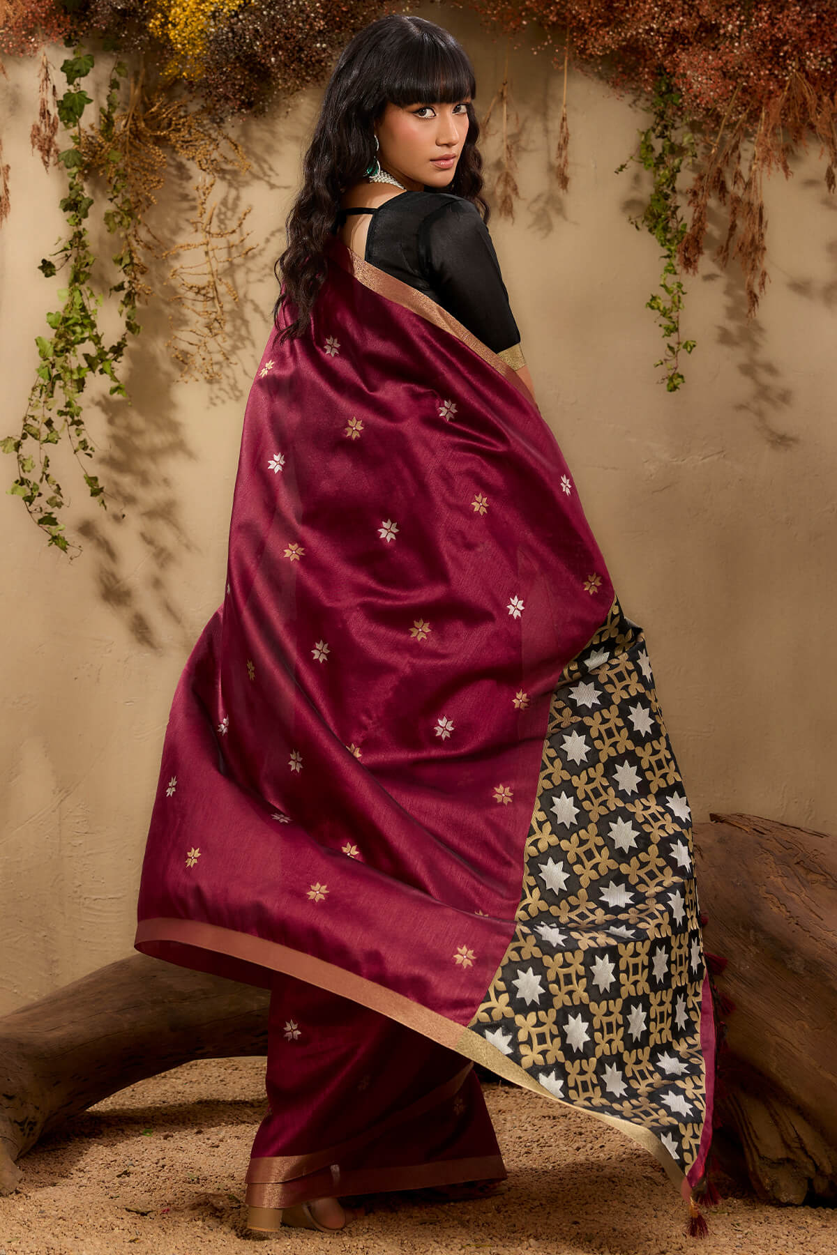 Unequalled Wine Pure Zari Weaving Banarasi Tussar Silk Saree With Quintessential Blouse Piece - Image 7