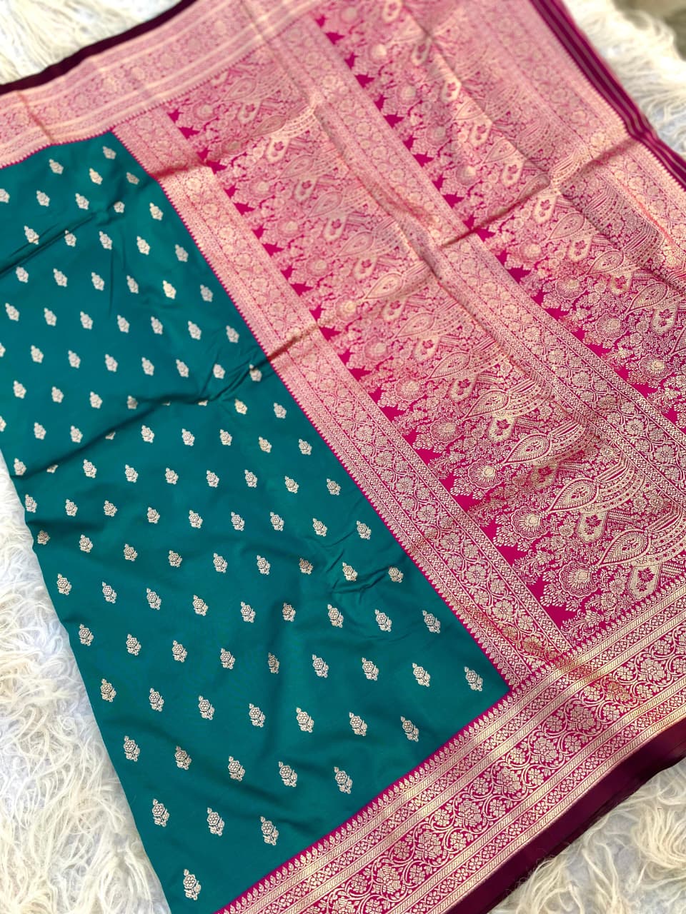 Unique Rama Soft Banarasi Satin Silk Saree With Gratifying Blouse - Image 2