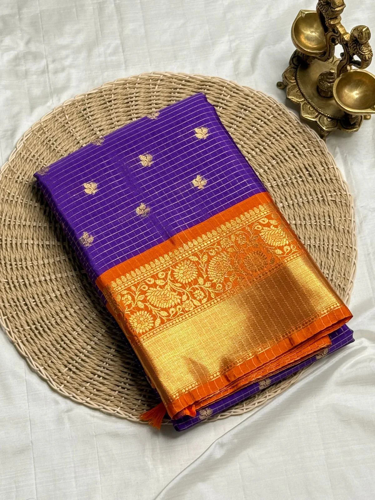 Vestigial Royal Blue Soft Silk Saree With Ebullience Blouse Piece - Image 2