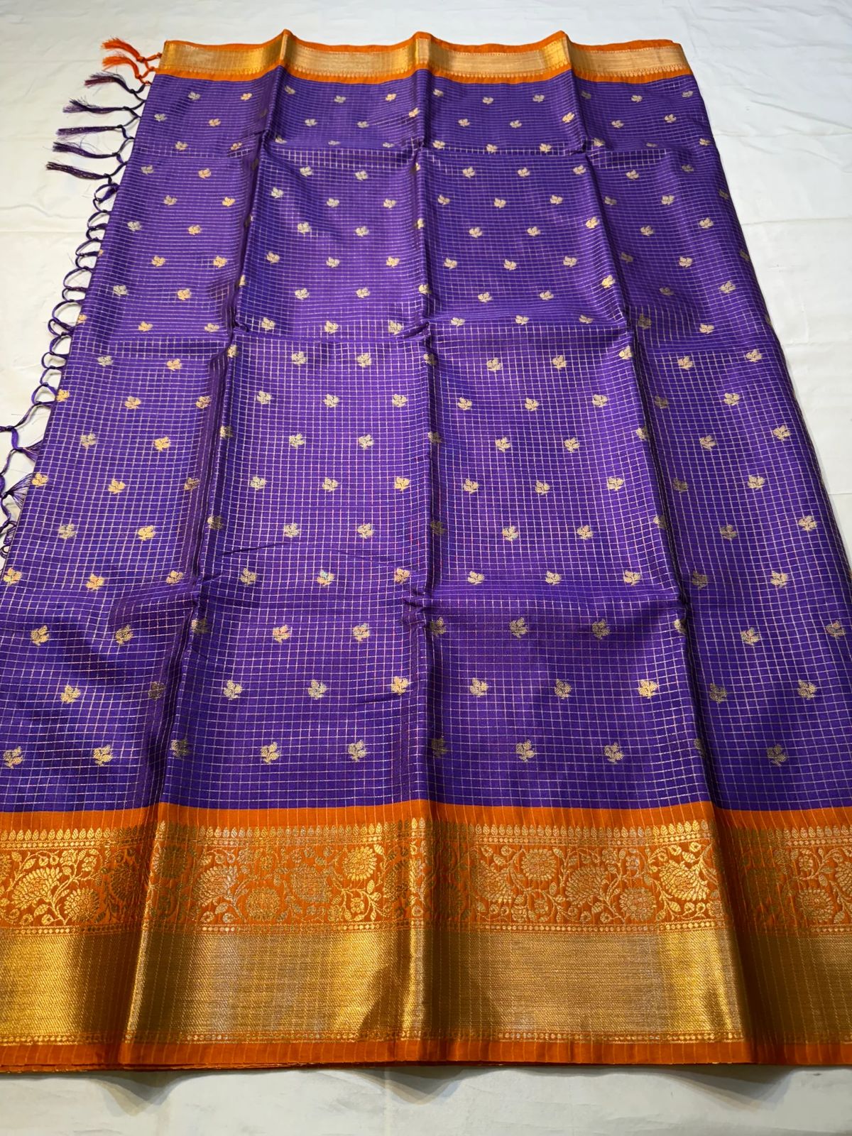 Vestigial Royal Blue Soft Silk Saree With Ebullience Blouse Piece - Image 3